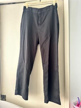 Dickies Straight Leg Pants in Black